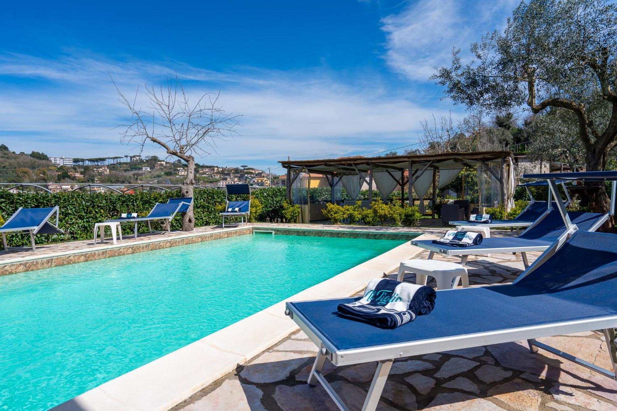 Il Tiglio Holiday Home - De Vivo Realty Масса-Лубренсе Екстер'єр фото