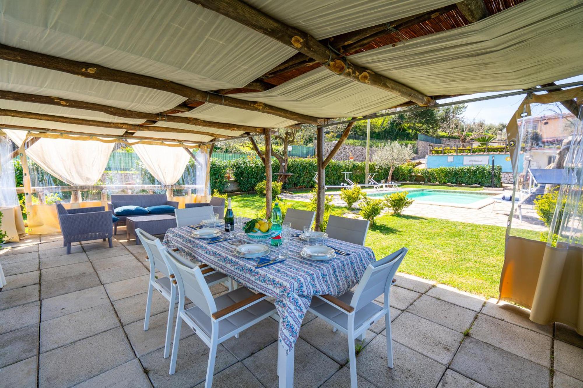 Il Tiglio Holiday Home - De Vivo Realty Масса-Лубренсе Екстер'єр фото